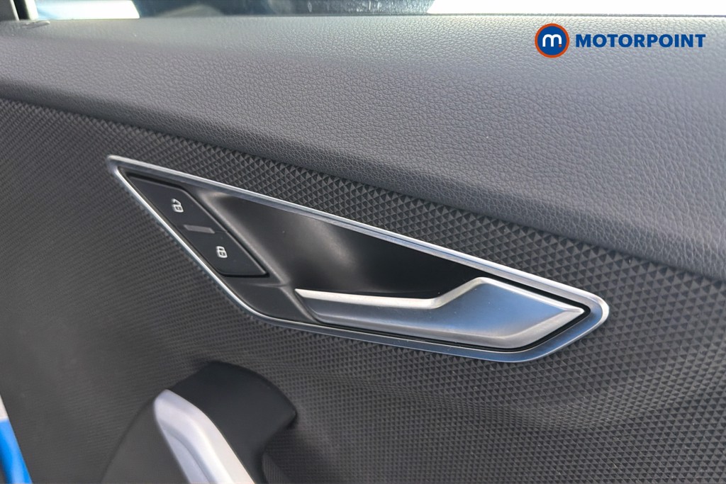 Audi Q2 Black Edition Automatic Petrol SUV - Stock Number (1651215) - 42nd supplementary image