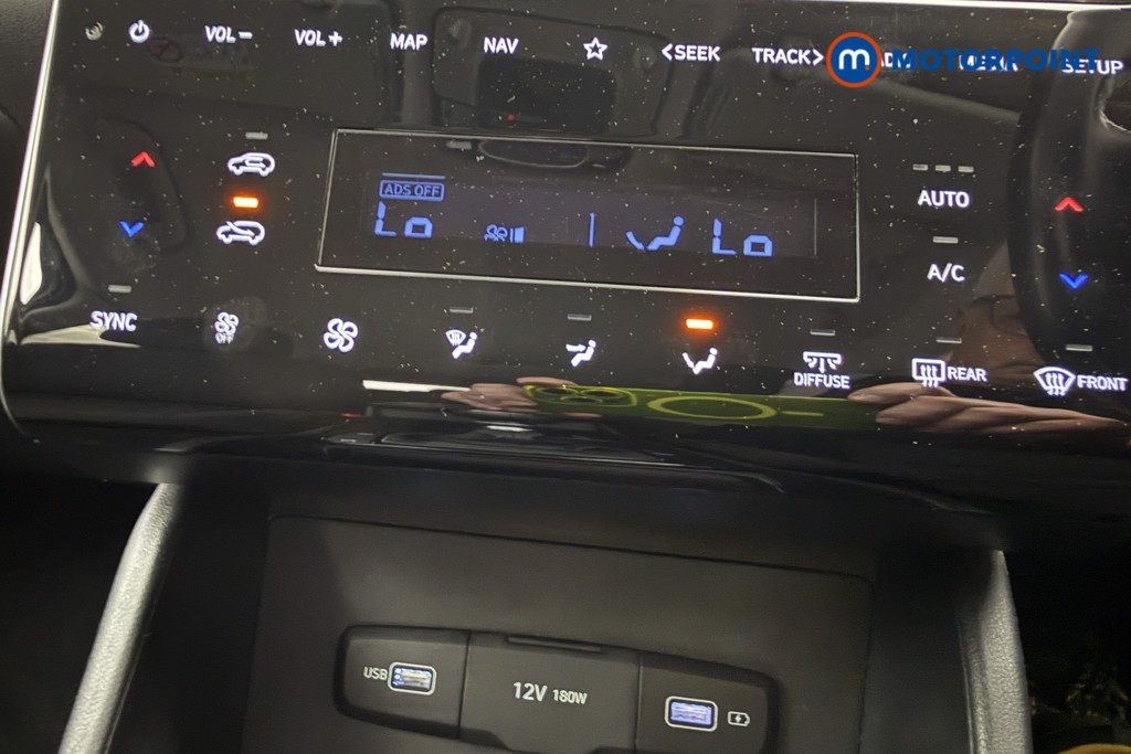 Hyundai Tucson Se Connect Manual Petrol SUV - Stock Number (1651598) - 16th supplementary image