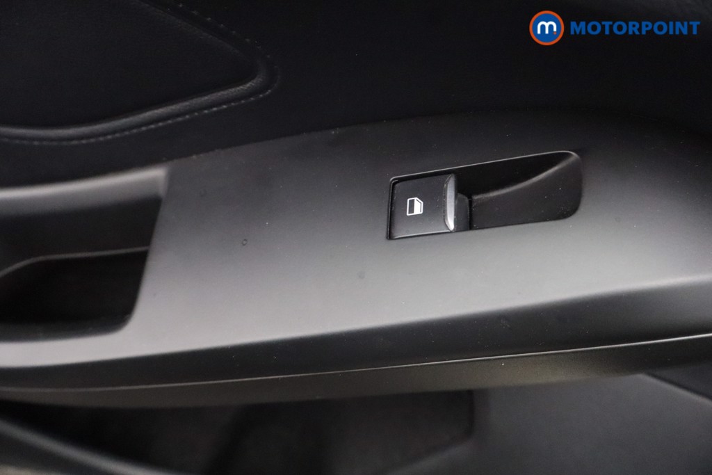 Ford Focus St-Line X Automatic Petrol Estate - Stock Number (1652216) - 31st supplementary image