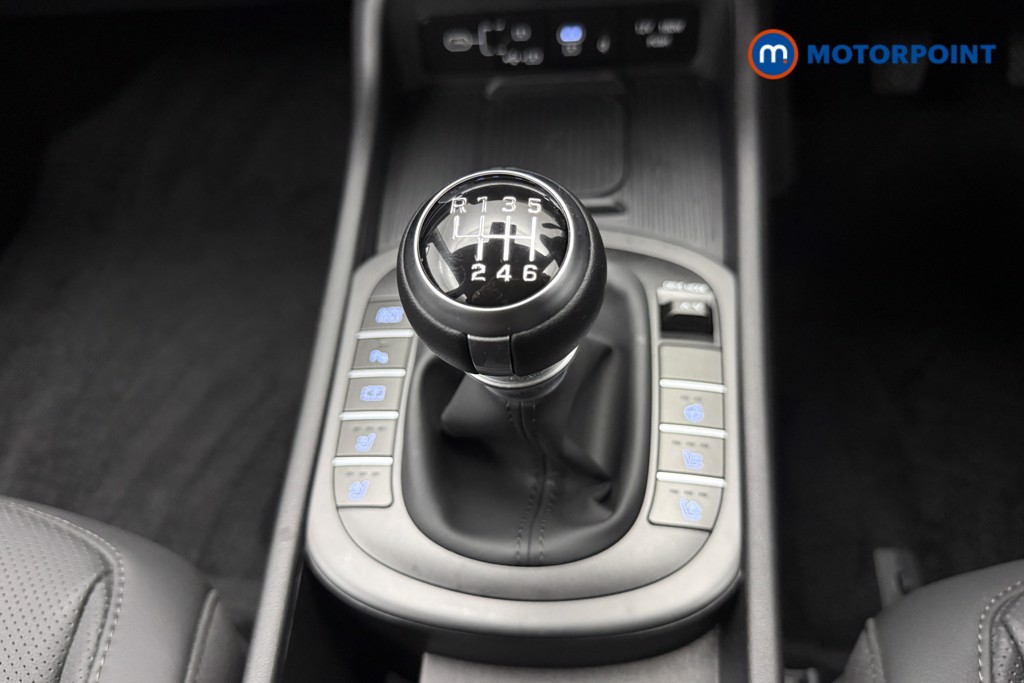 Hyundai Kona Ultimate Manual Petrol SUV - Stock Number (1652505) - 7th supplementary image
