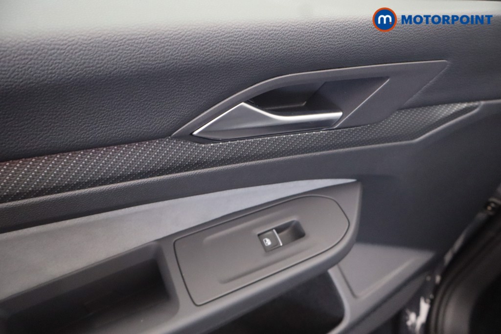 Volkswagen Golf R-Line Manual Petrol Hatchback - Stock Number (1652785) - 28th supplementary image