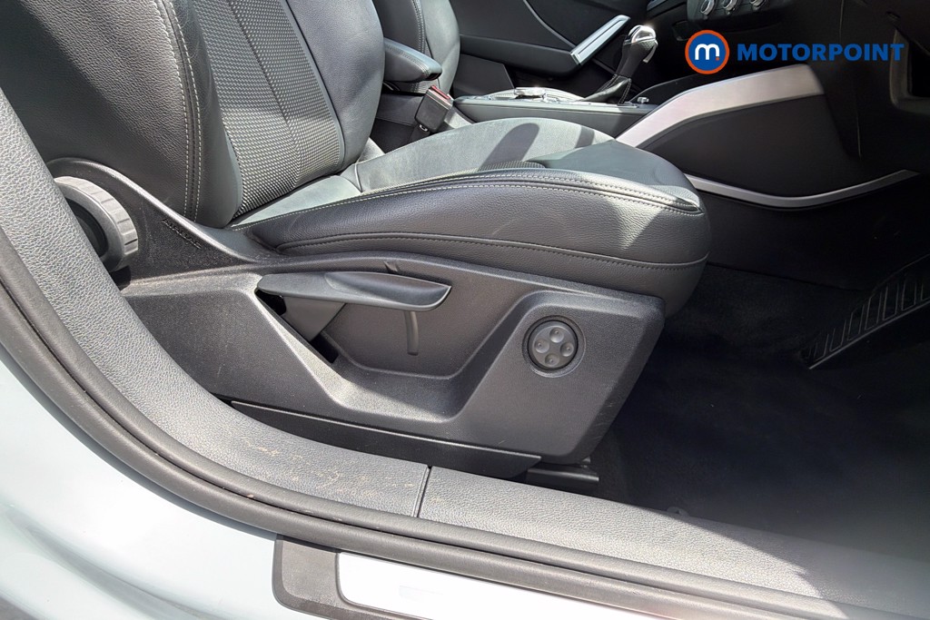 Audi Q2 S Line Automatic Petrol SUV - Stock Number (1652839) - 25th supplementary image