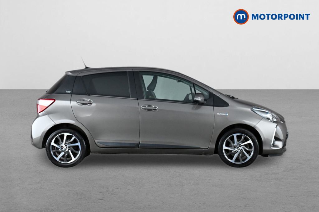 Toyota Yaris Y20 Automatic Petrol-Electric Hybrid Hatchback - Stock Number (1653040) - Drivers side