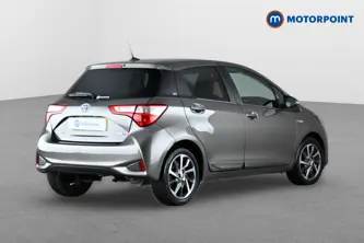 Toyota Yaris Y20 Automatic Petrol-Electric Hybrid Hatchback - Stock Number (1653040) - Drivers side rear corner