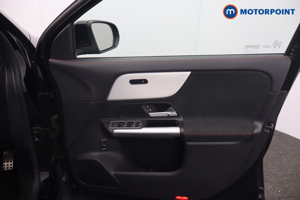 Mercedes-Benz EQA Amg Line Automatic Electric SUV - Stock Number (1653213) - 9th supplementary image
