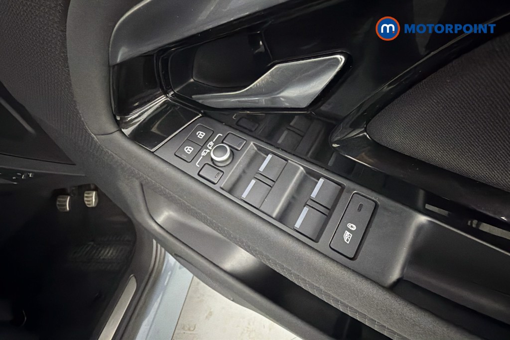 Land Rover Range Rover Evoque R-Dynamic Manual Diesel SUV - Stock Number (1654219) - 20th supplementary image
