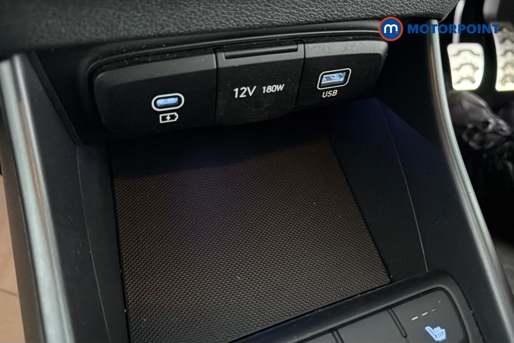 Hyundai Bayon Premium Manual Petrol SUV - Stock Number (1654658) - 17th supplementary image