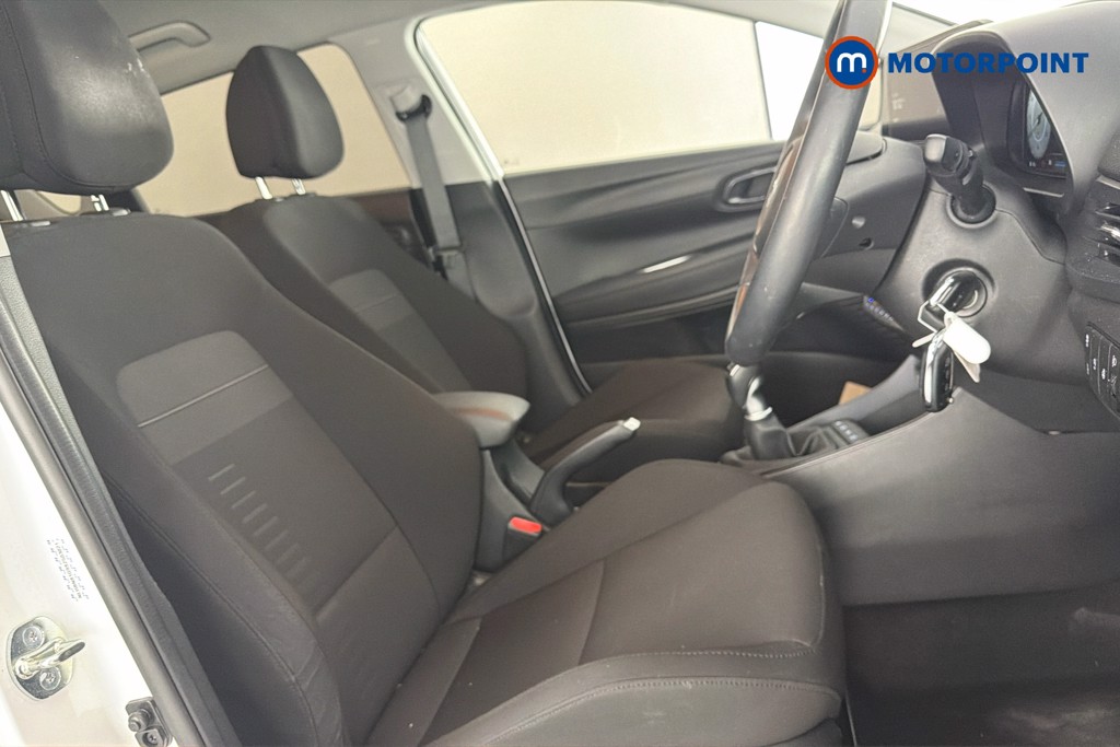 Hyundai Bayon Premium Manual Petrol SUV - Stock Number (1654658) - 22nd supplementary image