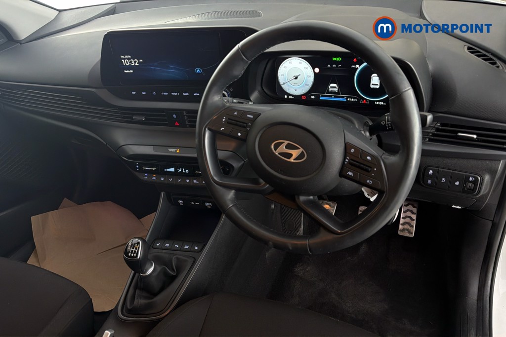 Hyundai Bayon Premium Manual Petrol SUV - Stock Number (1654658) - 1st supplementary image