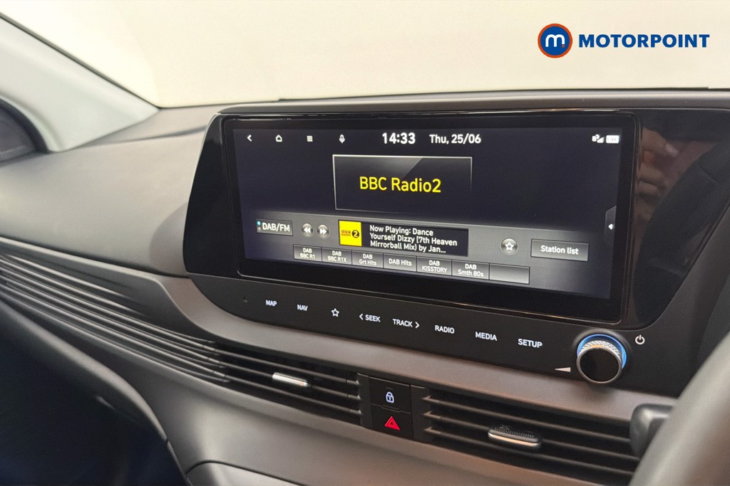 Hyundai I20 Premium Manual Petrol Hatchback - Stock Number (1655353) - 9th supplementary image