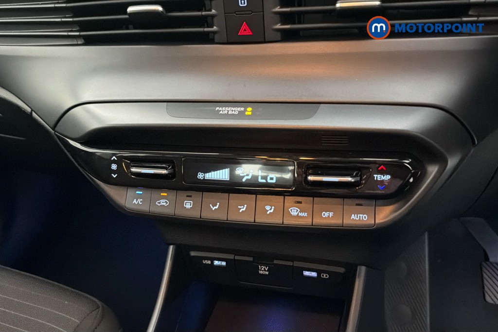 Hyundai I20 Premium Manual Petrol Hatchback - Stock Number (1655353) - 12th supplementary image