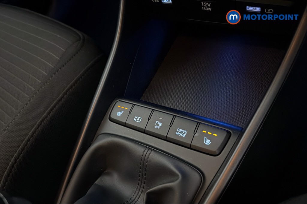Hyundai I20 Premium Manual Petrol Hatchback - Stock Number (1655353) - 14th supplementary image