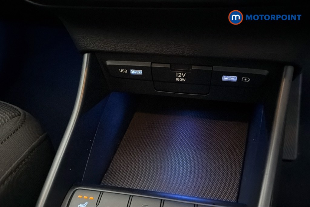 Hyundai I20 Premium Manual Petrol Hatchback - Stock Number (1655353) - 17th supplementary image
