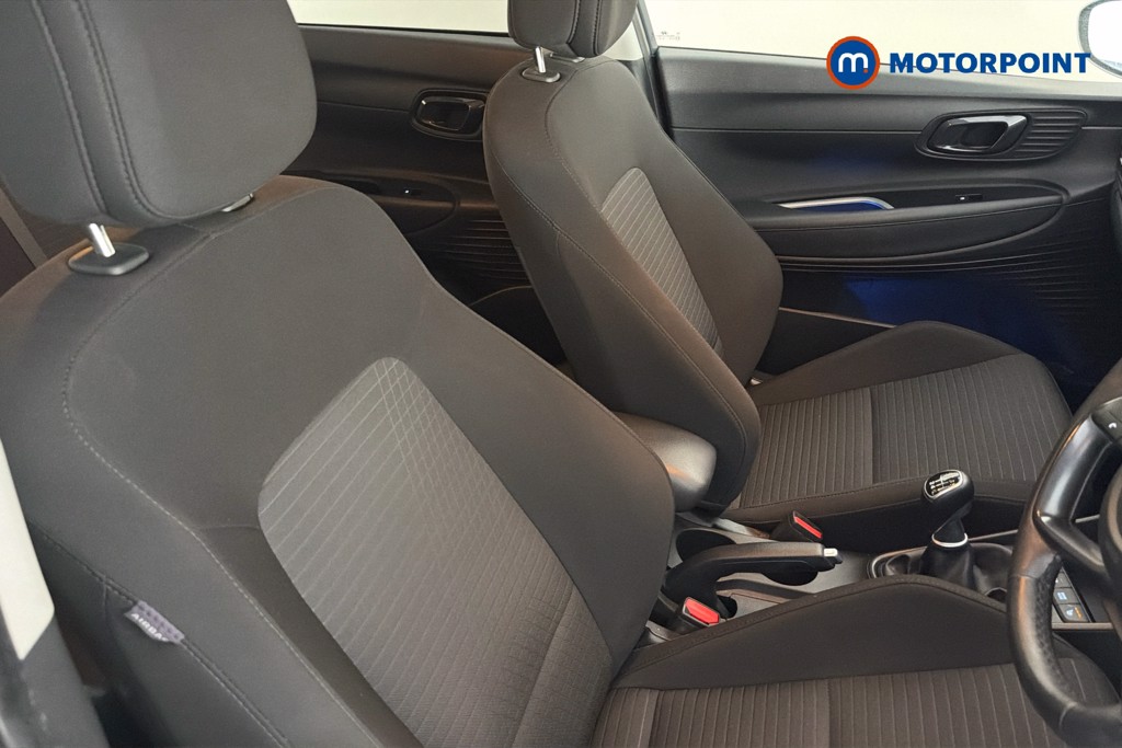 Hyundai I20 Premium Manual Petrol Hatchback - Stock Number (1655353) - 22nd supplementary image