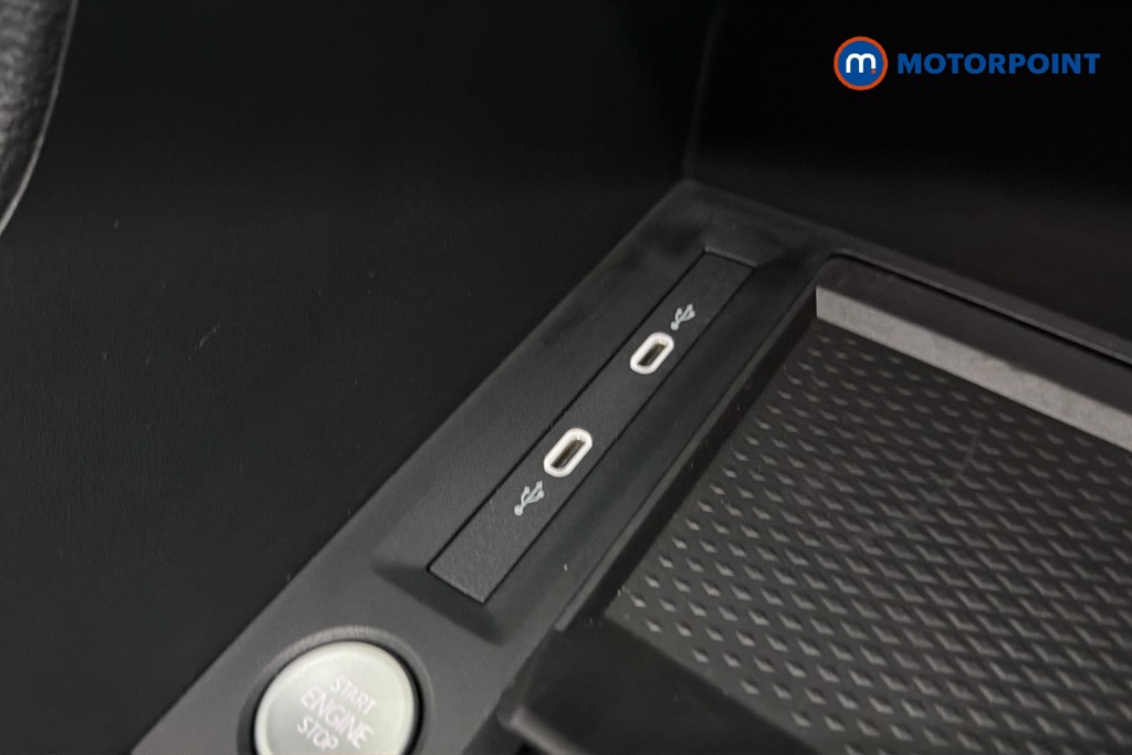 Ford Transit Connect Limited Automatic Petrol Plug-In Hybrid Panel Van - Stock Number (1655493) - 17th supplementary image