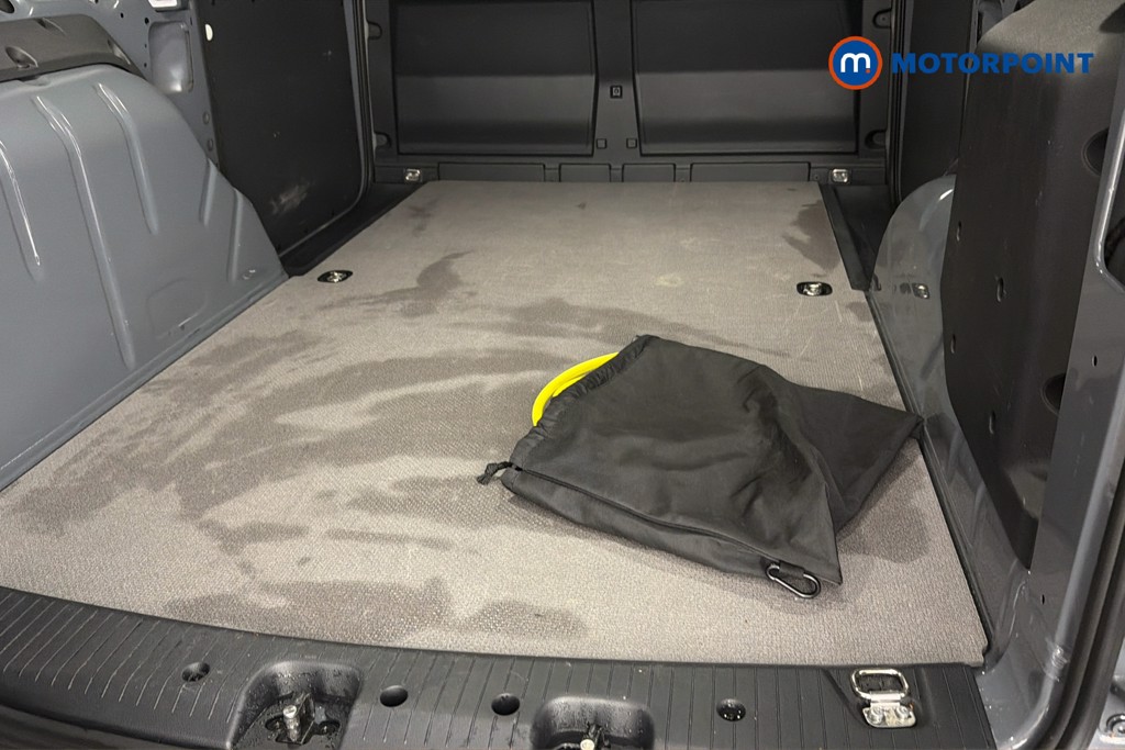 Ford Transit Connect Limited Automatic Petrol Plug-In Hybrid Panel Van - Stock Number (1655493) - 34th supplementary image