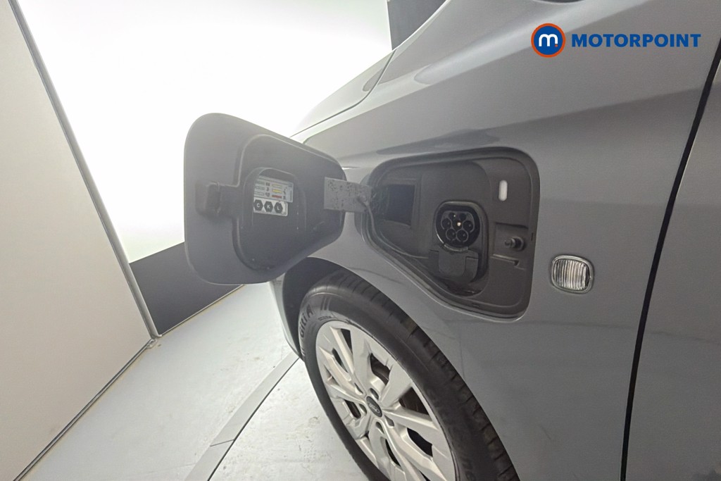 Ford Transit Connect Limited Automatic Petrol Plug-In Hybrid Panel Van - Stock Number (1655493) - 41st supplementary image