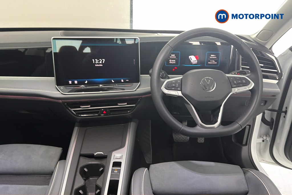 Volkswagen Passat Life Automatic Petrol Plug-In Hybrid Estate - Stock Number (1655497) - 2nd supplementary image