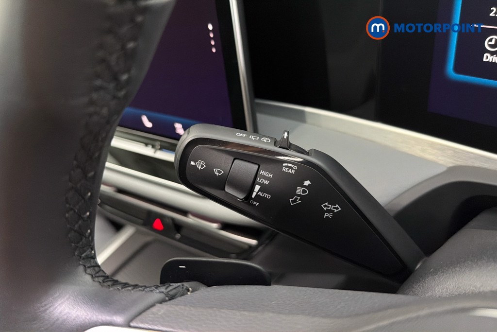 Volkswagen Passat Life Automatic Petrol Plug-In Hybrid Estate - Stock Number (1655497) - 6th supplementary image