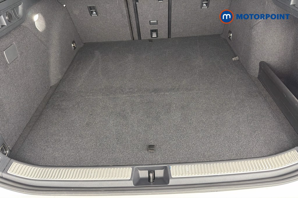 Volkswagen Passat Life Automatic Petrol Plug-In Hybrid Estate - Stock Number (1655497) - 33rd supplementary image