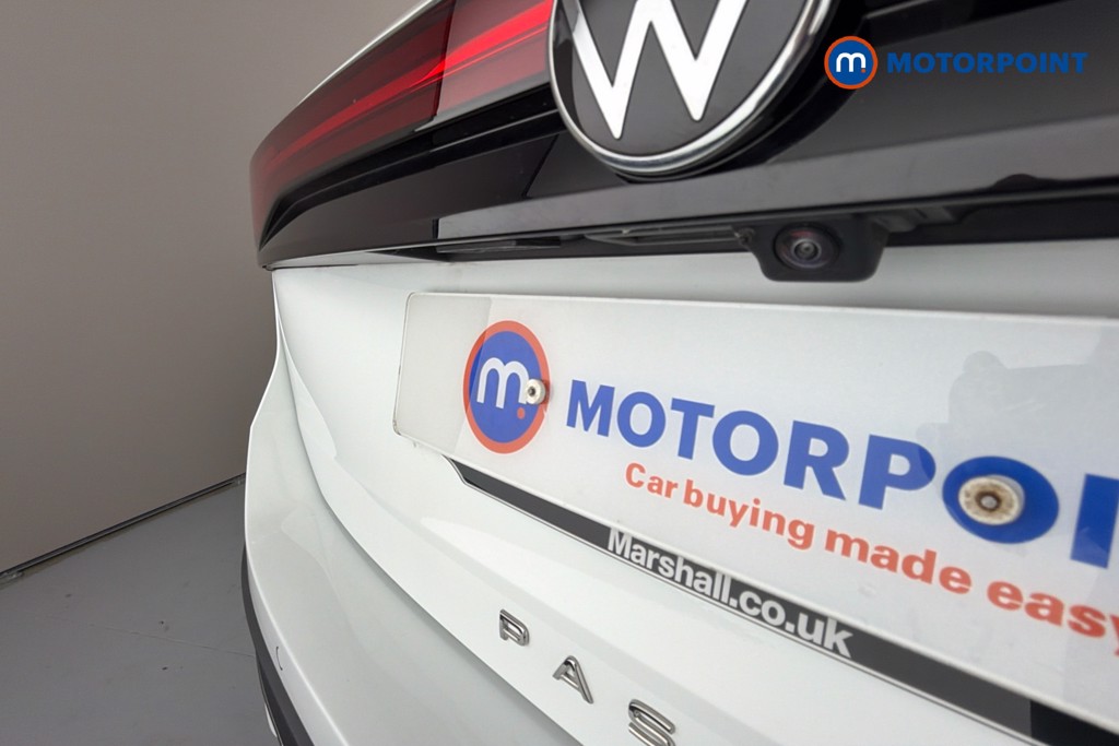 Volkswagen Passat Life Automatic Petrol Plug-In Hybrid Estate - Stock Number (1655497) - 36th supplementary image