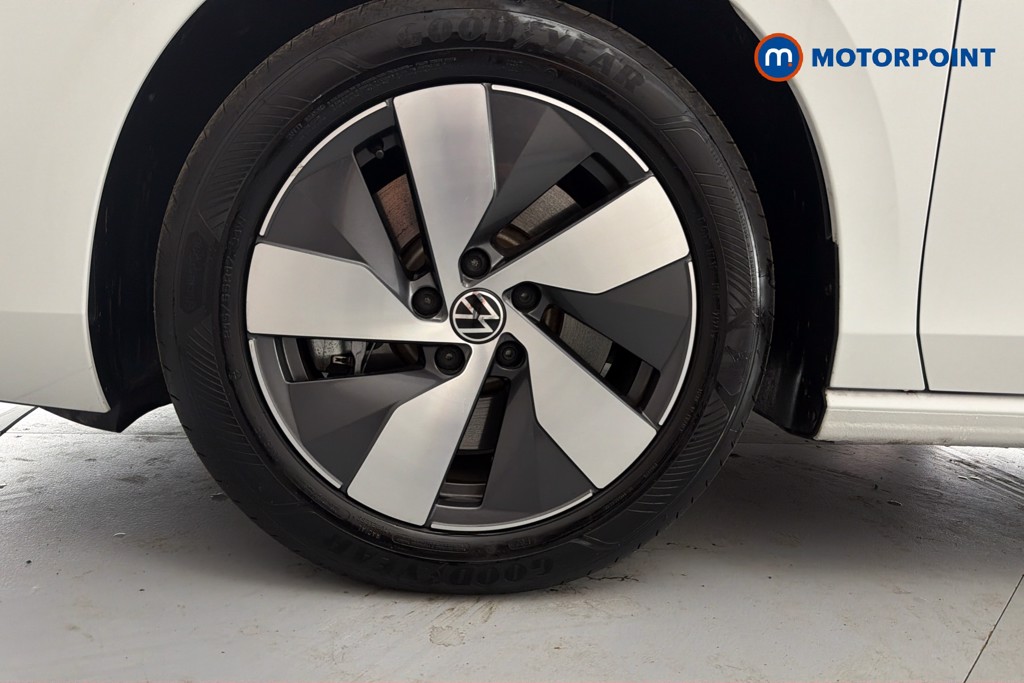 Volkswagen Passat Life Automatic Petrol Plug-In Hybrid Estate - Stock Number (1655497) - 47th supplementary image