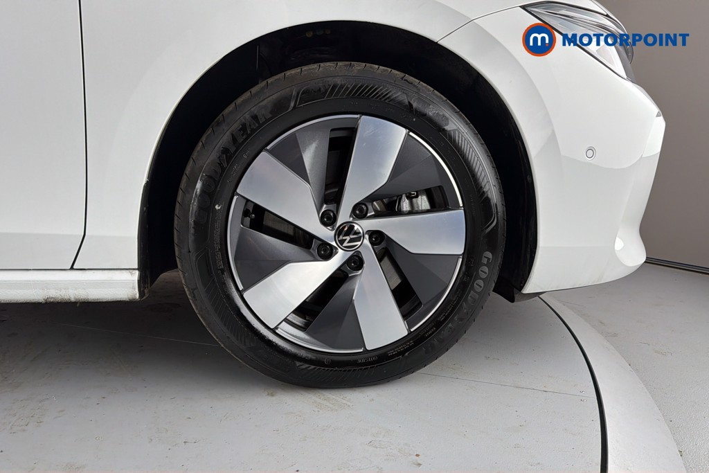 Volkswagen Passat Life Automatic Petrol Plug-In Hybrid Estate - Stock Number (1655497) - 50th supplementary image