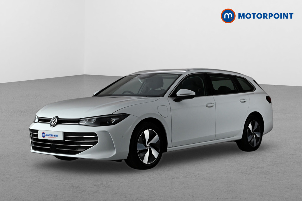 Volkswagen Passat Life Automatic Petrol Plug-In Hybrid Estate - Stock Number (1655497) - Passenger side front corner