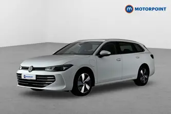 Volkswagen Passat Life Automatic Petrol Plug-In Hybrid Estate - Stock Number (1655497) - Passenger side front corner