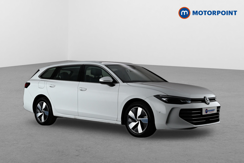 Volkswagen Passat Life Automatic Petrol Plug-In Hybrid Estate - Stock Number (1655497) - Drivers side front corner