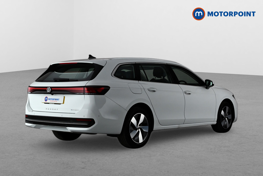 Volkswagen Passat Life Automatic Petrol Plug-In Hybrid Estate - Stock Number (1655497) - Drivers side rear corner