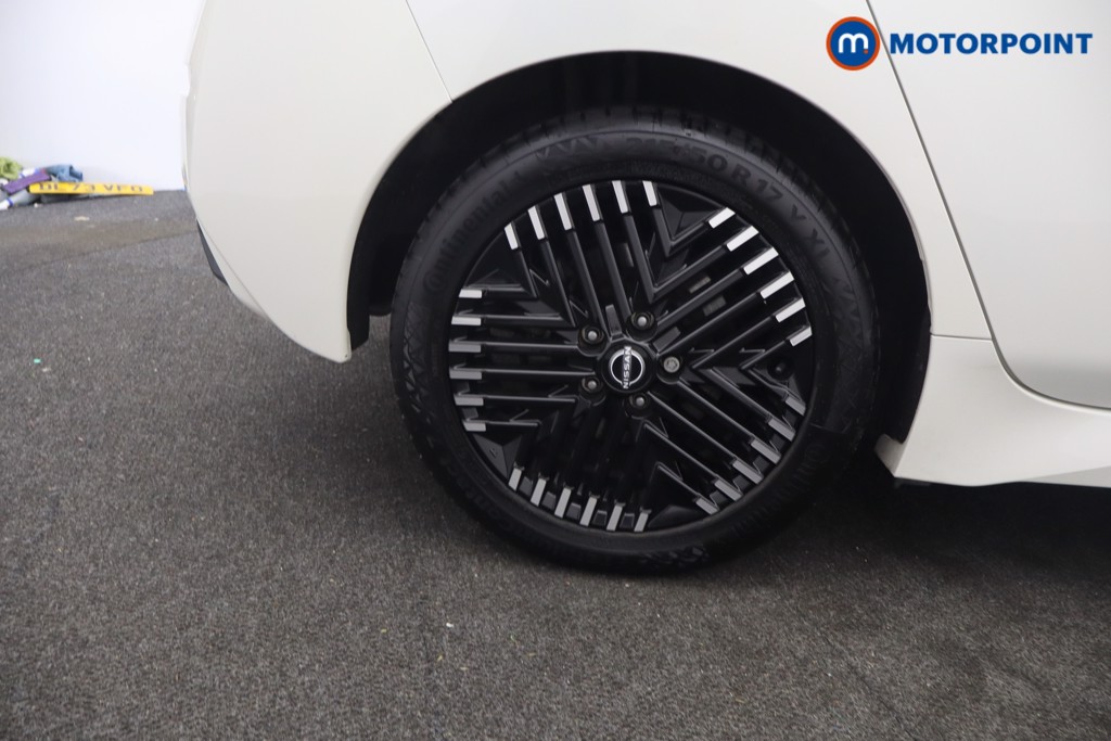 Nissan Leaf N-Connecta Automatic Electric Hatchback - Stock Number (1655762) - 7th supplementary image