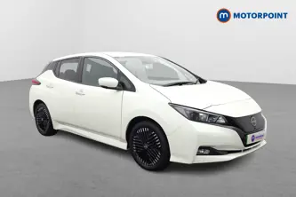 Nissan Leaf N-Connecta Automatic Electric Hatchback - Stock Number (1655762) - Drivers side front corner