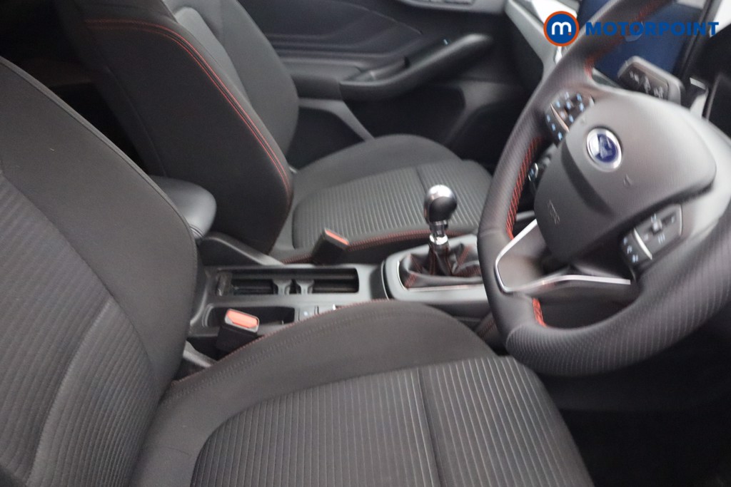 Ford Focus St-Line X Manual Petrol Estate - Stock Number (1655801) - 12th supplementary image