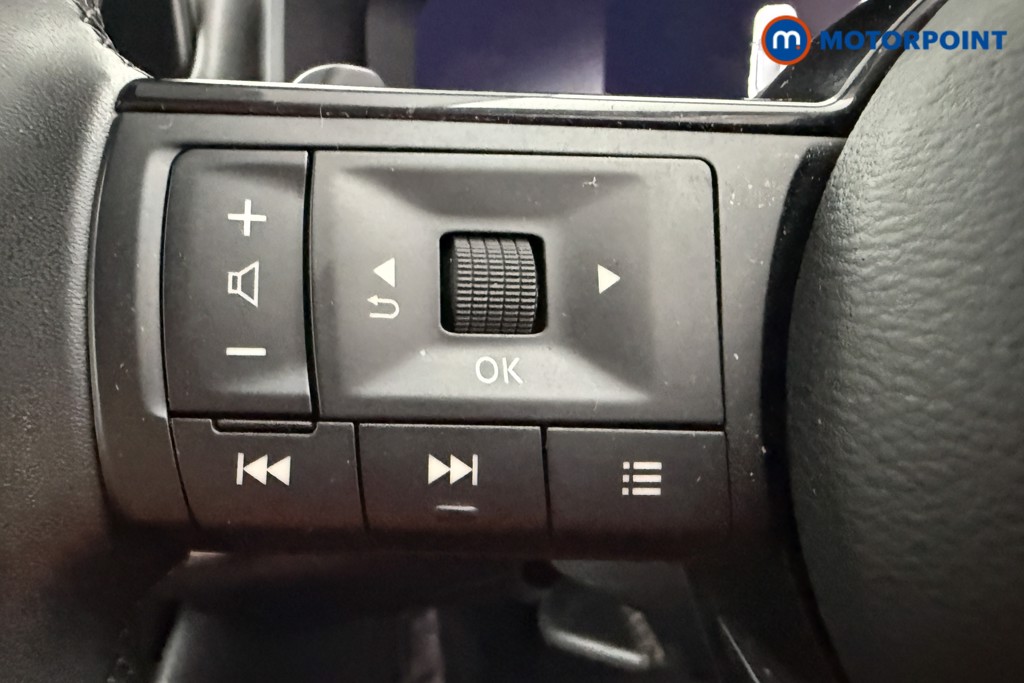 Nissan Qashqai N-Connecta Automatic Petrol SUV - Stock Number (1655850) - 3rd supplementary image