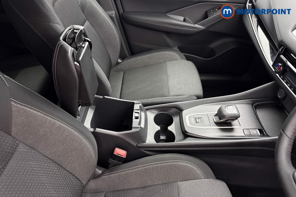 Nissan Qashqai N-Connecta Automatic Petrol SUV - Stock Number (1655850) - 11th supplementary image