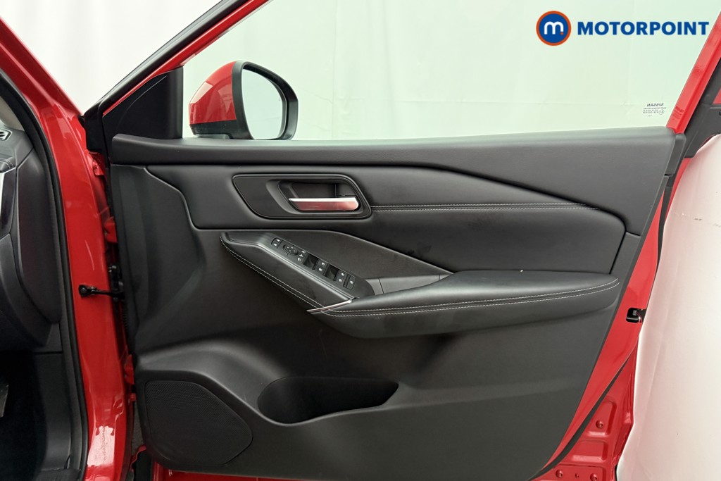 Nissan Qashqai N-Connecta Automatic Petrol SUV - Stock Number (1655850) - 14th supplementary image