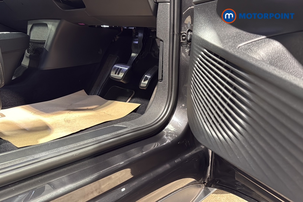 Volkswagen Id.3 Family Pro Automatic Electric Hatchback - Stock Number (1656020) - 21st supplementary image
