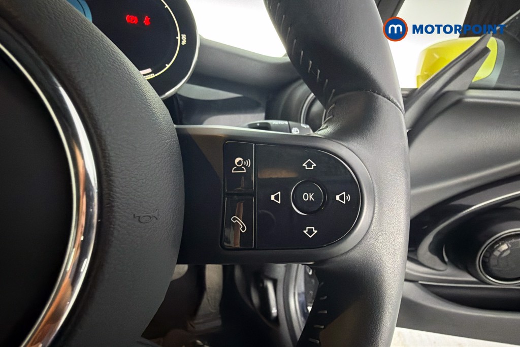 Mini Hatchback Cooper S Level 3 Automatic Electric Hatchback - Stock Number (1656070) - 4th supplementary image