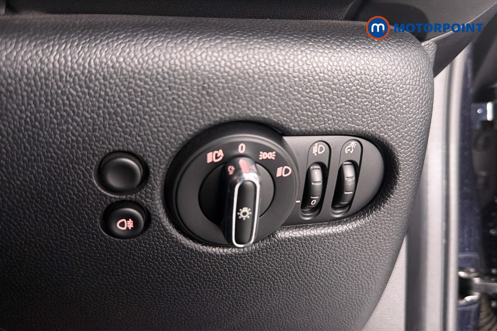 Mini Hatchback Cooper S Level 3 Automatic Electric Hatchback - Stock Number (1656070) - 18th supplementary image