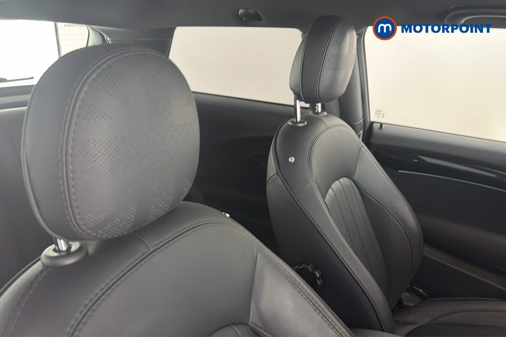 Mini Hatchback Cooper S Level 3 Automatic Electric Hatchback - Stock Number (1656070) - 23rd supplementary image