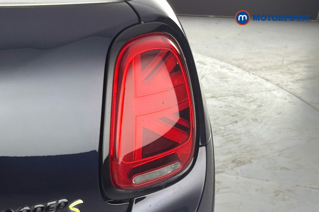Mini Hatchback Cooper S Level 3 Automatic Electric Hatchback - Stock Number (1656070) - 38th supplementary image
