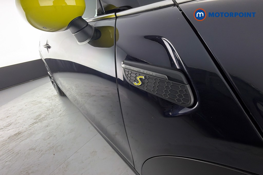 Mini Hatchback Cooper S Level 3 Automatic Electric Hatchback - Stock Number (1656070) - 46th supplementary image