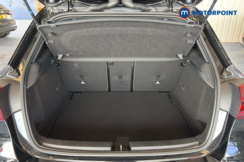 Mercedes-Benz A Class Amg Line Automatic Petrol Hatchback - Stock Number (1656195) - 30th supplementary image