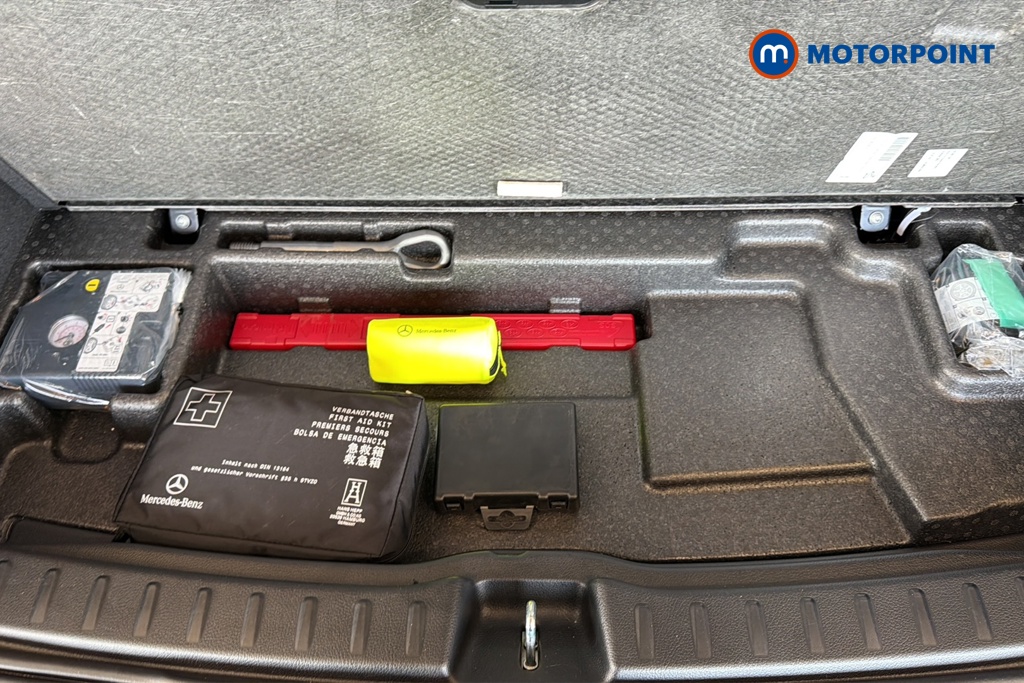Mercedes-Benz EQA Amg Line Automatic Electric SUV - Stock Number (1656244) - 33rd supplementary image