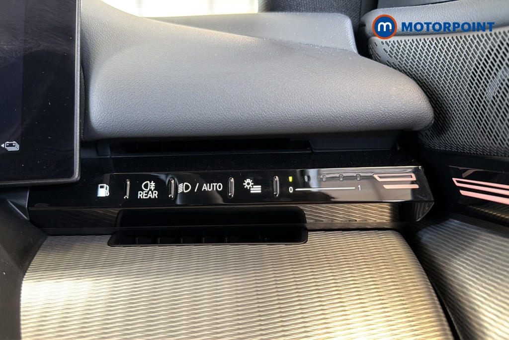 BMW 5 Series M Sport Automatic Petrol Plug-In Hybrid Estate - Stock Number (1656250) - 11th supplementary image