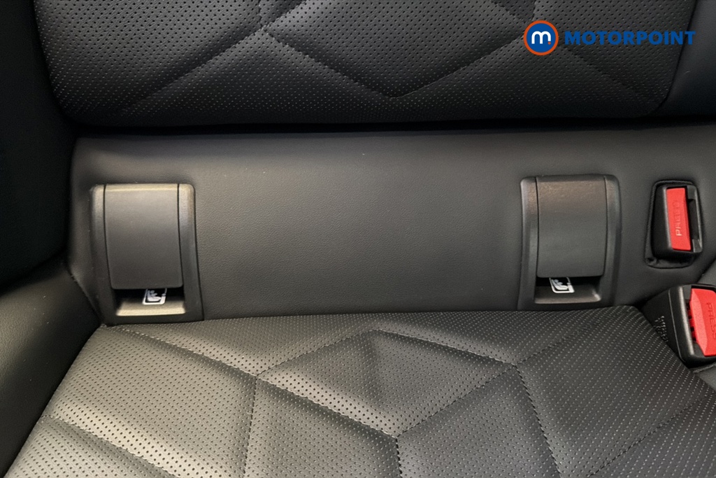 BMW 5 Series M Sport Automatic Petrol Plug-In Hybrid Estate - Stock Number (1656250) - 27th supplementary image