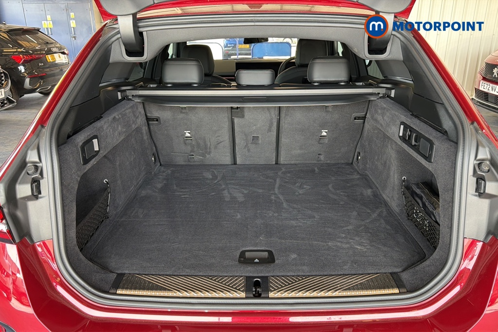 BMW 5 Series M Sport Automatic Petrol Plug-In Hybrid Estate - Stock Number (1656250) - 30th supplementary image
