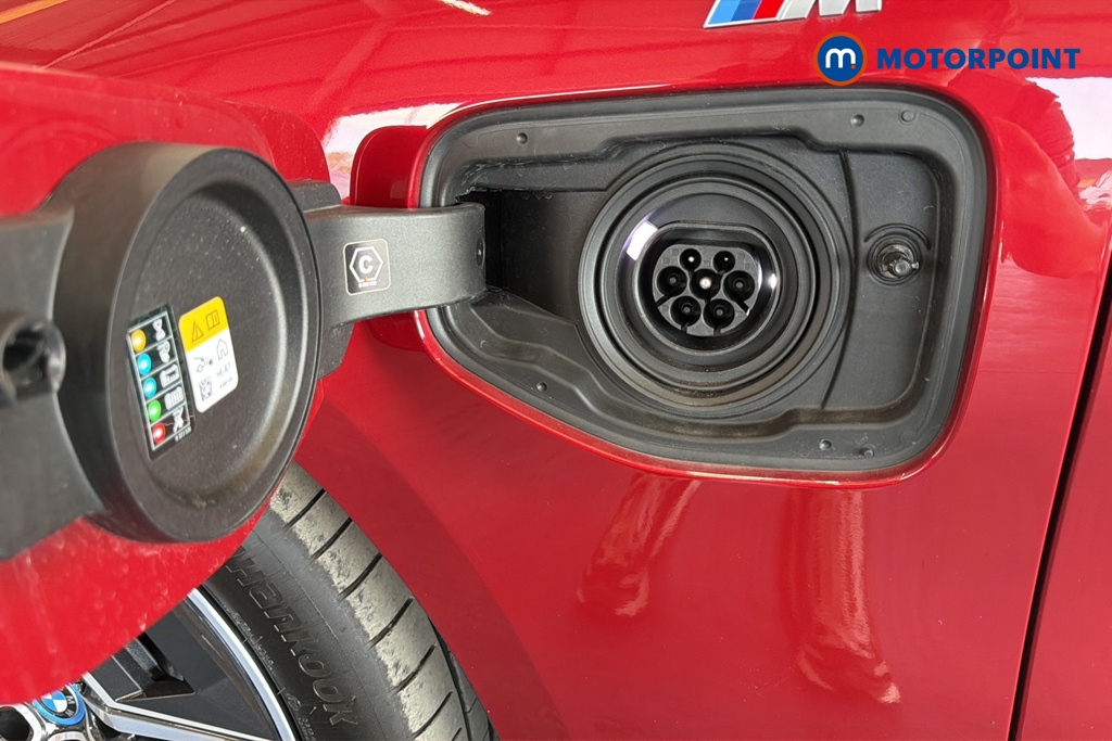 BMW 5 Series M Sport Automatic Petrol Plug-In Hybrid Estate - Stock Number (1656250) - 40th supplementary image