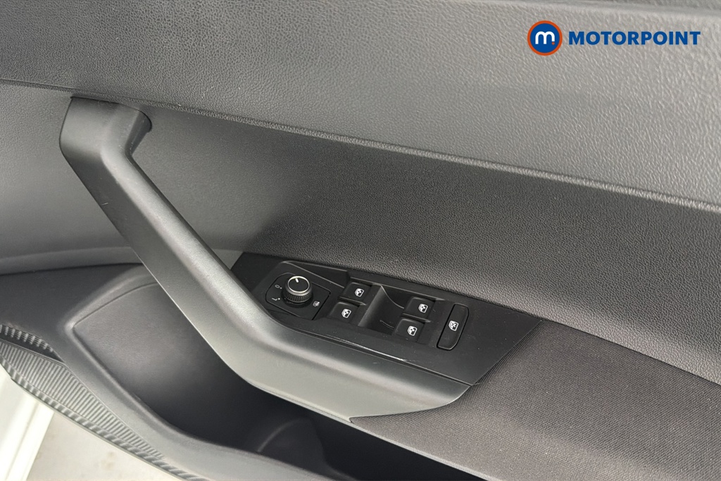 Volkswagen Polo Match Manual Petrol Hatchback - Stock Number (1618597) - 19th supplementary image
